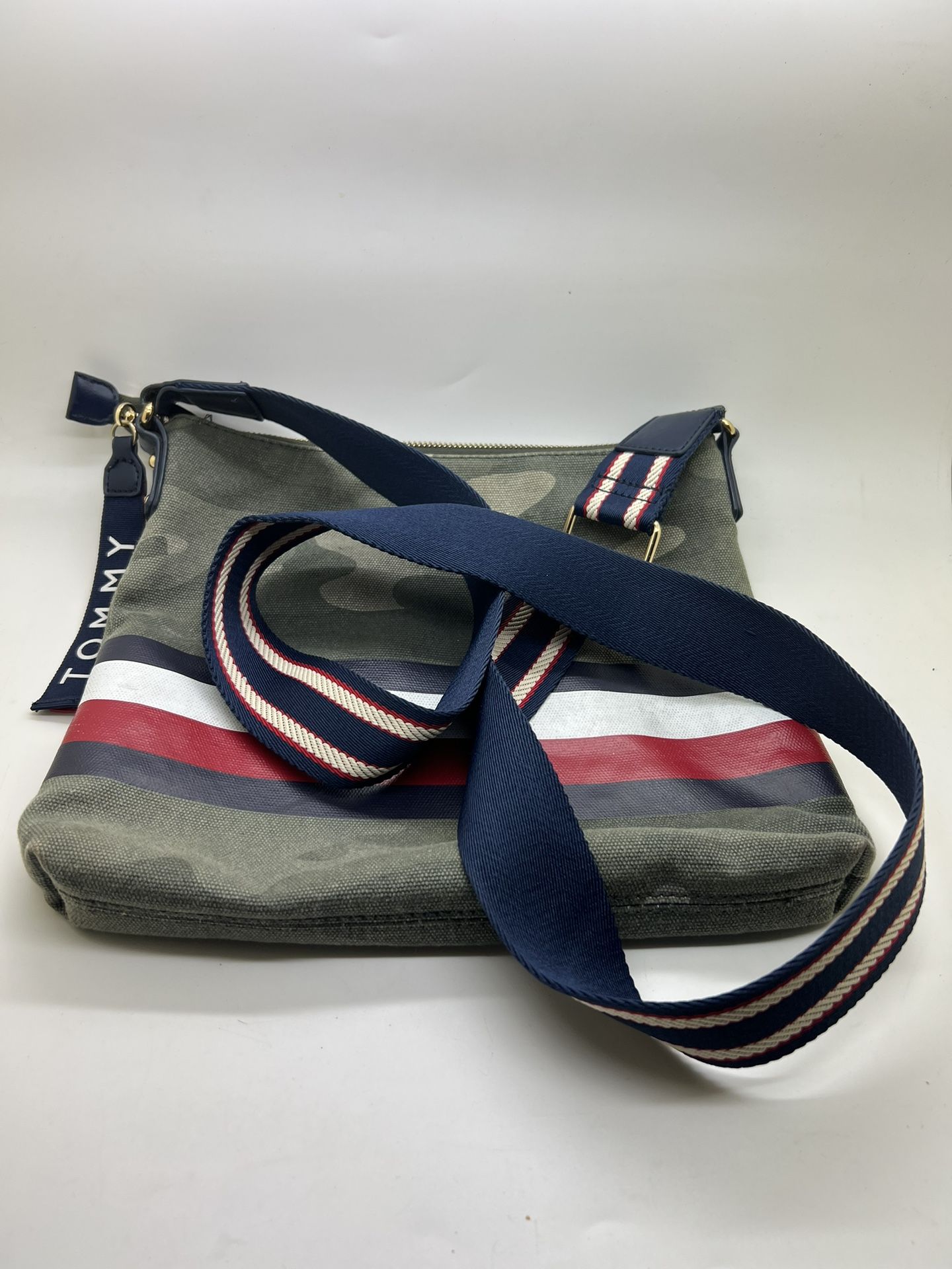 Tommy Hilfiger Carmel Large North South camo canvas stripe crossbody