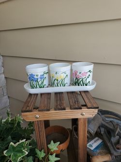 Vintage Set Of Planters With Tray