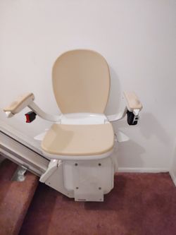 Stair lift for sale