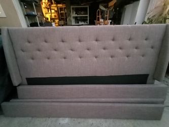 Perfect condition king bedframe