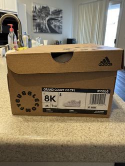 Adidas toddler white Shoes Size 8