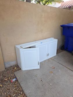Free Cabinet 3 door
