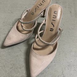 Unisa Light Pink Slip On Heels Size 6