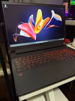 Gaming Laptop Nvidia GTX 1650 700GB SSD 32GB RAM