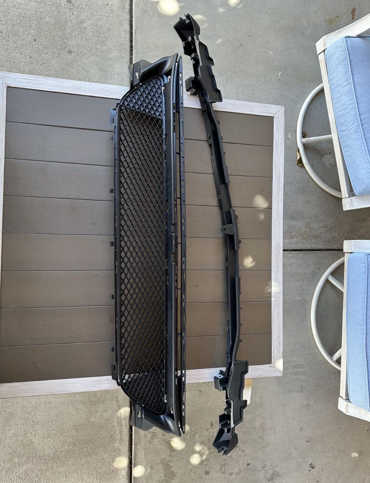 2020 C300 Mercedes OEM Cover Support And Lower Grille