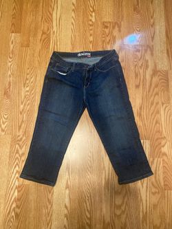 Denizen from Levi’s capris