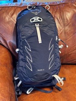 Osprey Talon 22 Extended Fit backpack nwot