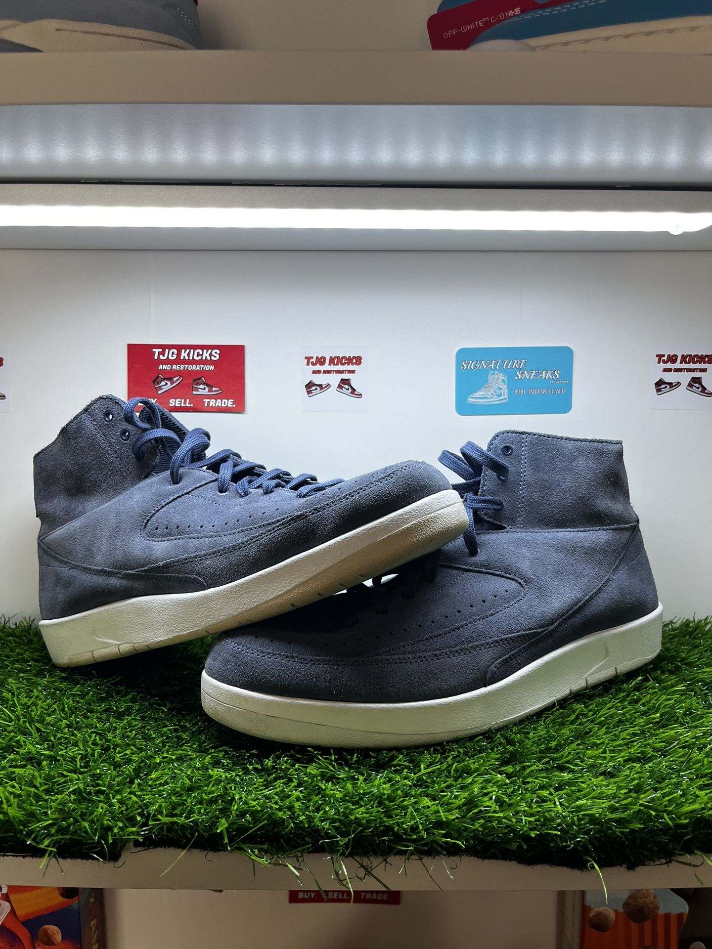 Jordan 2 - Decon Thunder Blue