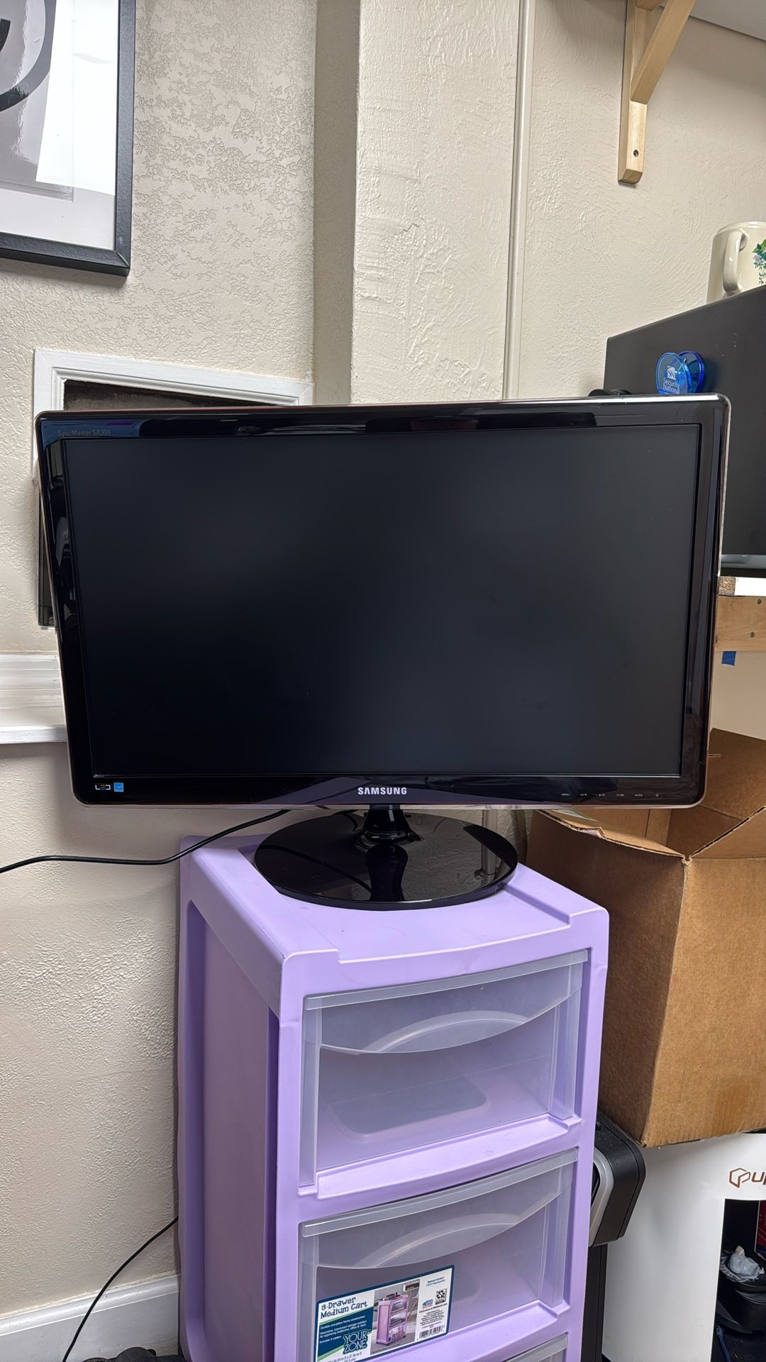 27” Samsung Monitor