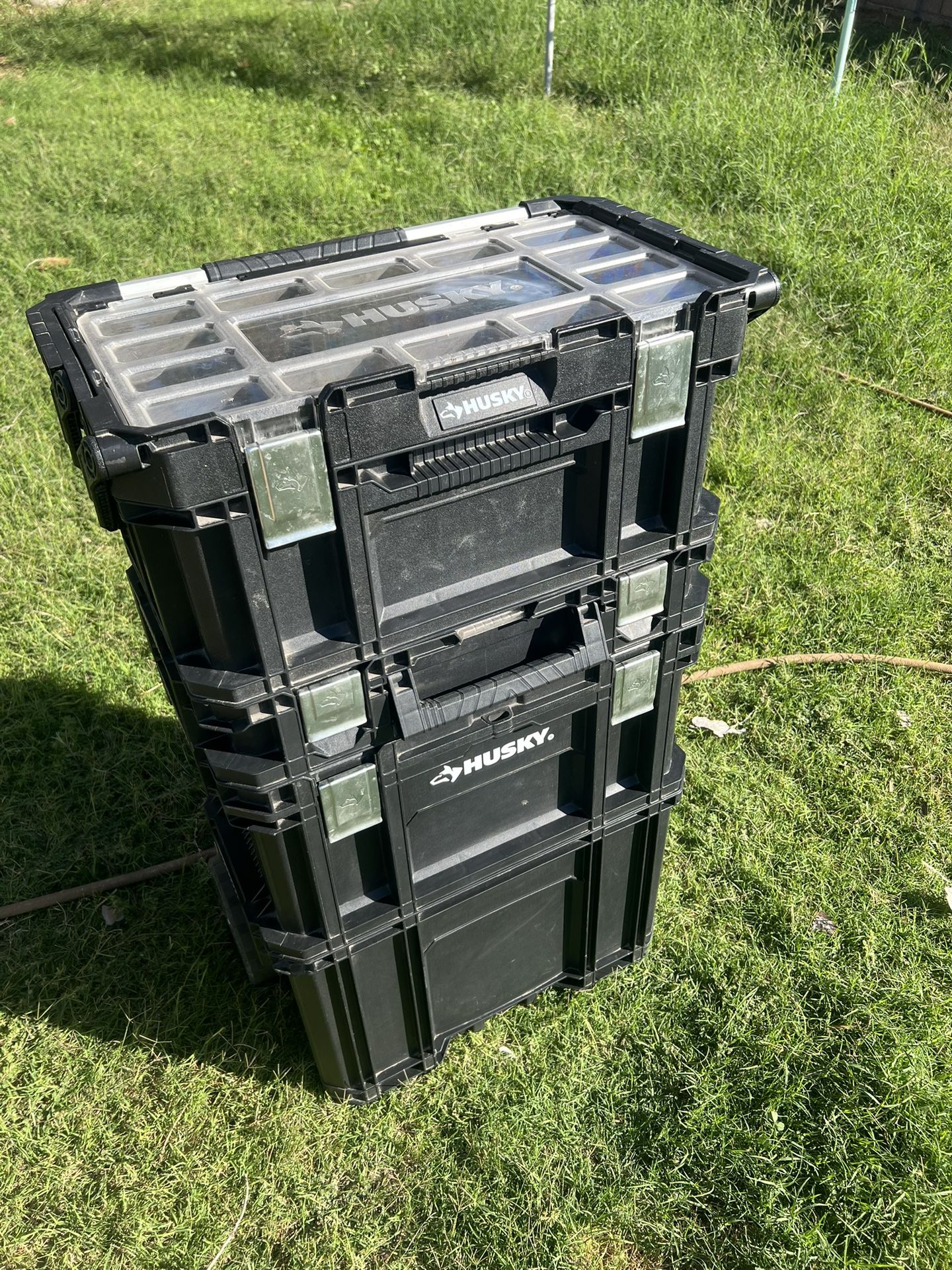 Husky (4) Four Tier Cantilever Rolling Stackable Tool Box System