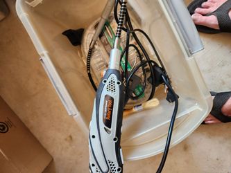 Dremmel tool with lots of extras