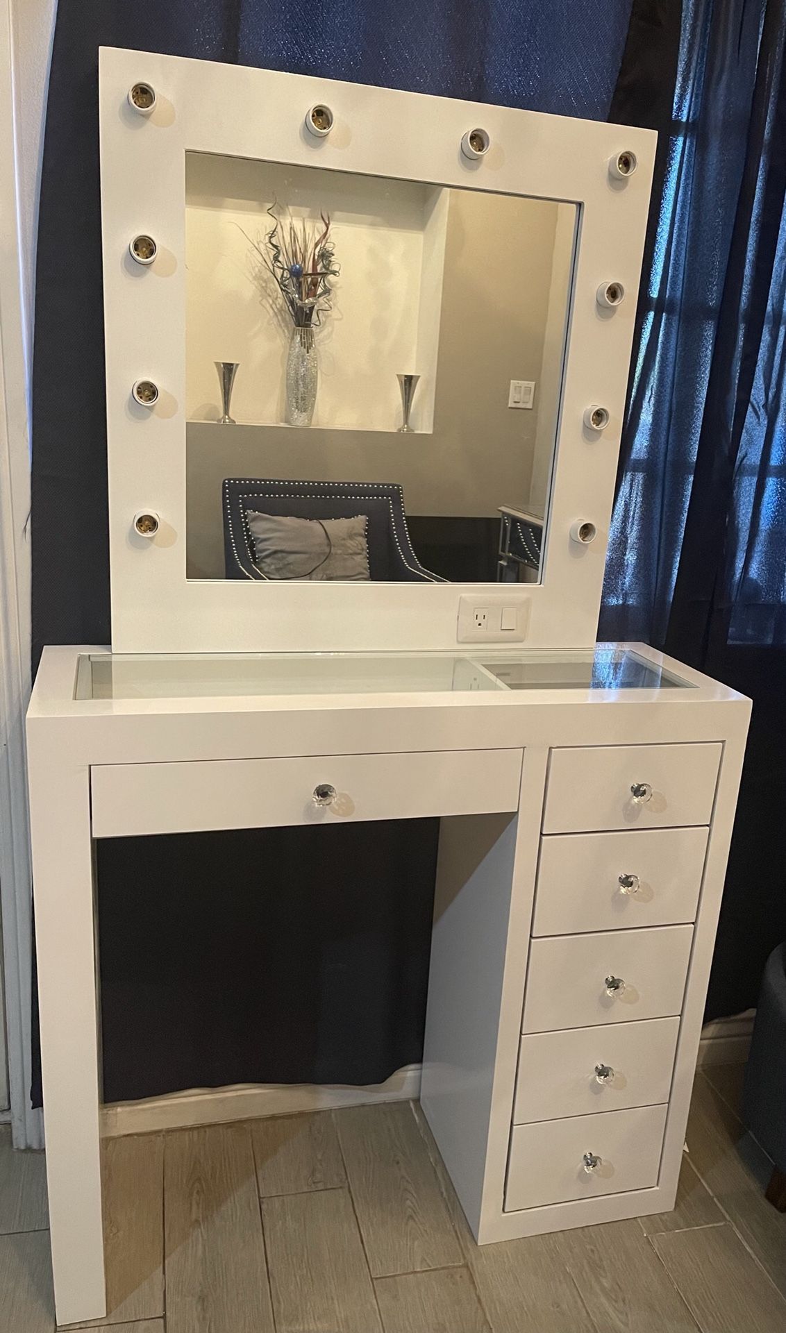 Vanity Set