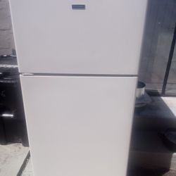 Hotpoint Refrigerator 