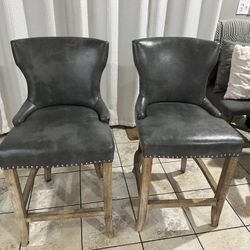 2 Barstools Wesley Chapel 