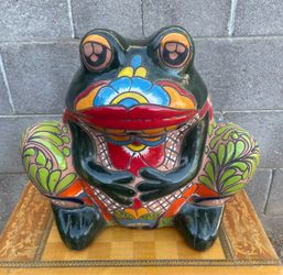 Large Talavera Made in Mexico Pottery Frog Planter Pot