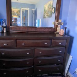 Beautiful Dresser With Mirrior. Light Have Already Inside  The Mirrior. Beautiful Two Pieces. Very Heavy.