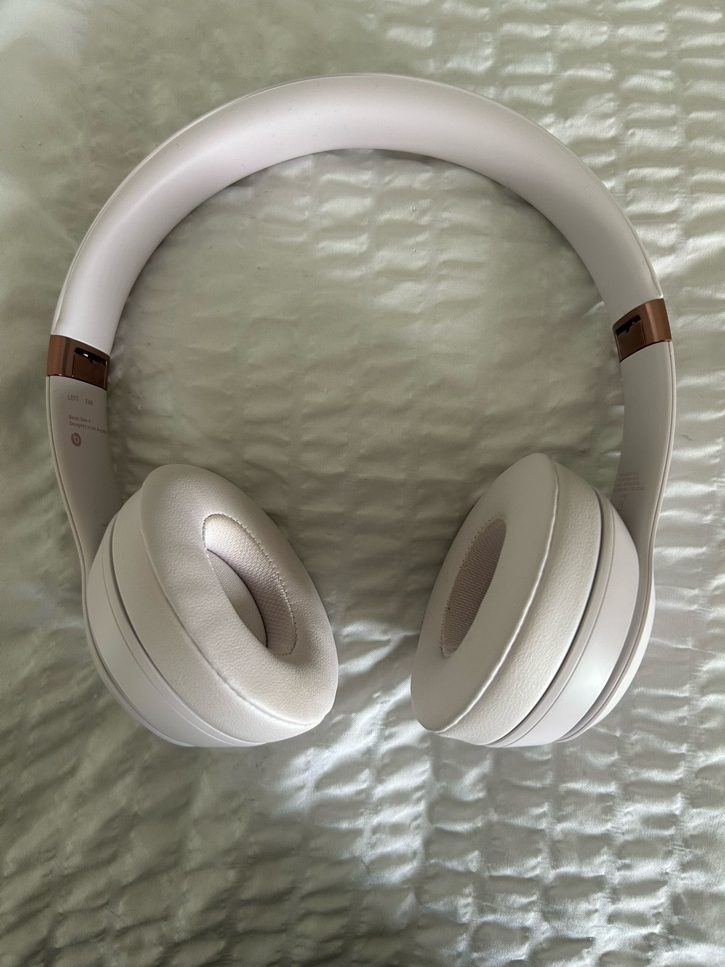 Beats solo 4