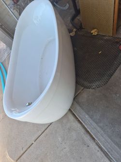 Soaking tub