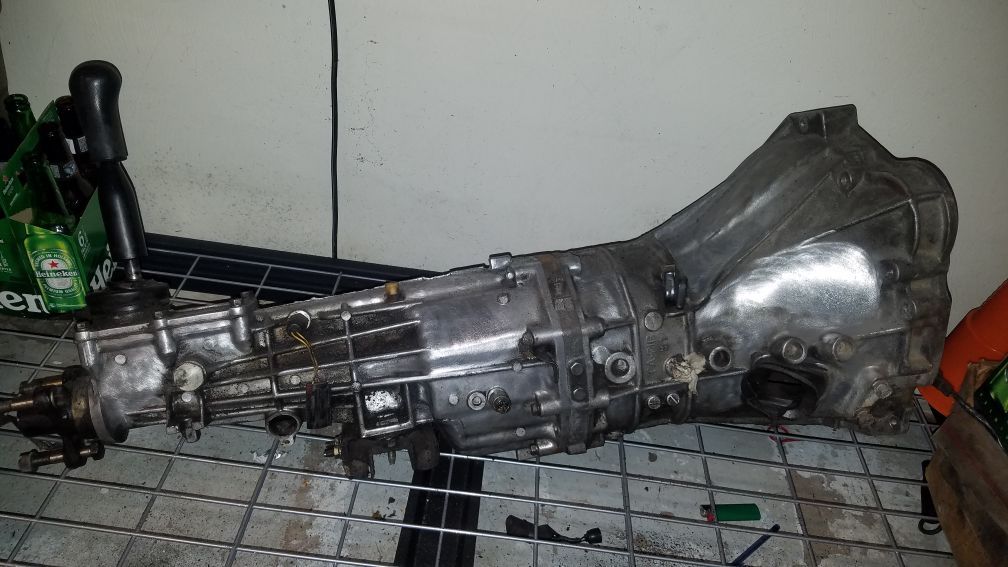 Nissan 240SX KA24E manual transmission (to work on an SR or DE motor just change the bellhousing)
