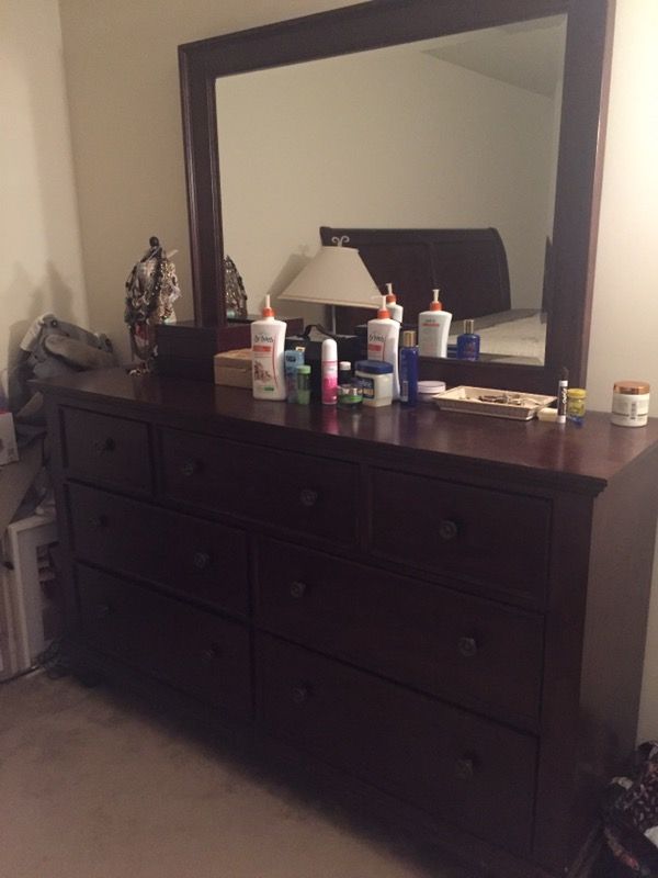Raymour Flanigan Donegan Dresser And Mirror 520 For Sale In
