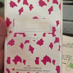 Extraordinary Oscar De La Renta Perfume