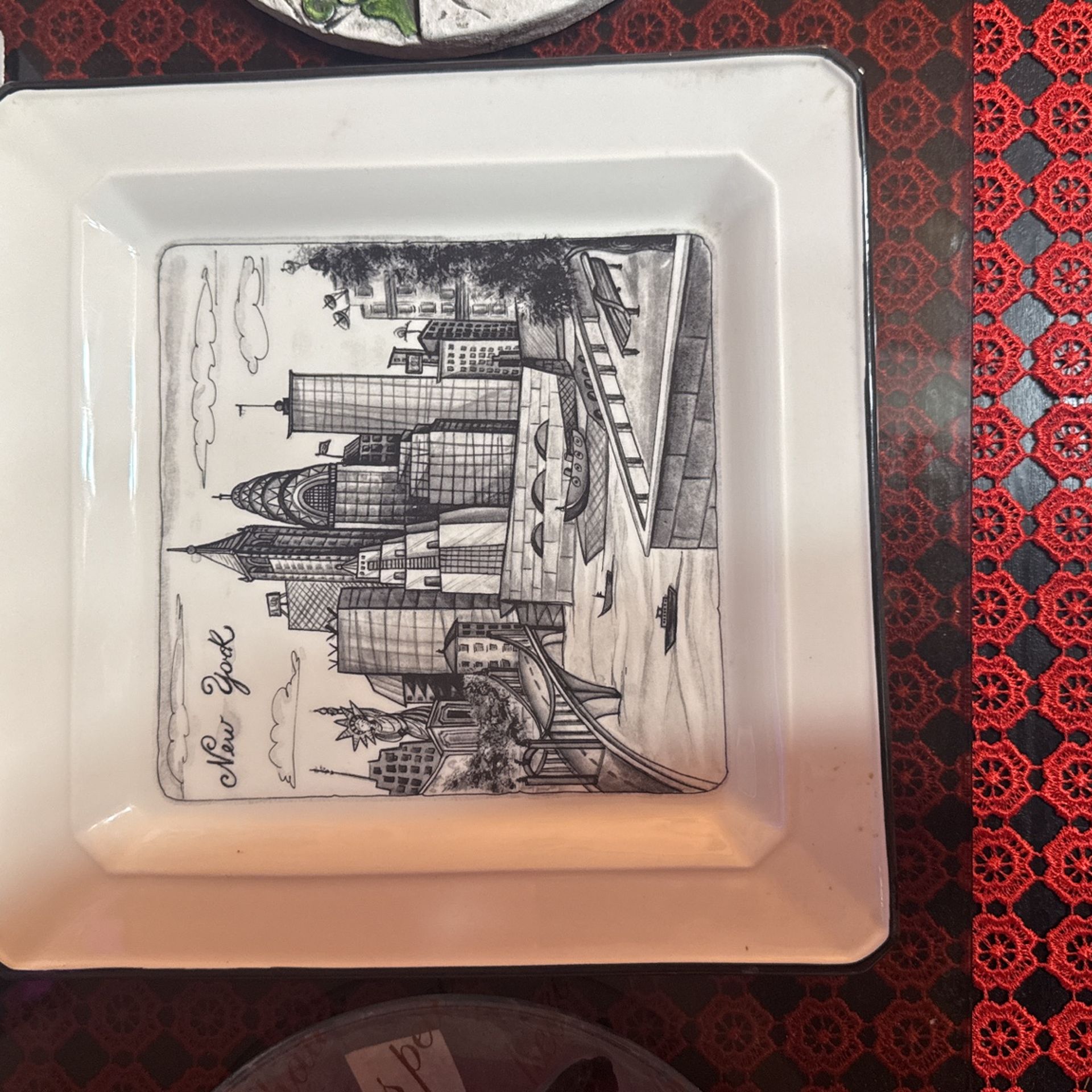 New York Plate Home Decor