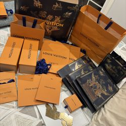 Louis Vuitton  Shopping Bags 