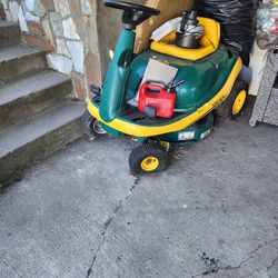 Riding Lawmowers For Parts And Couple Running 