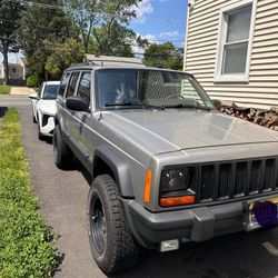 2000 Jeep Cherokee