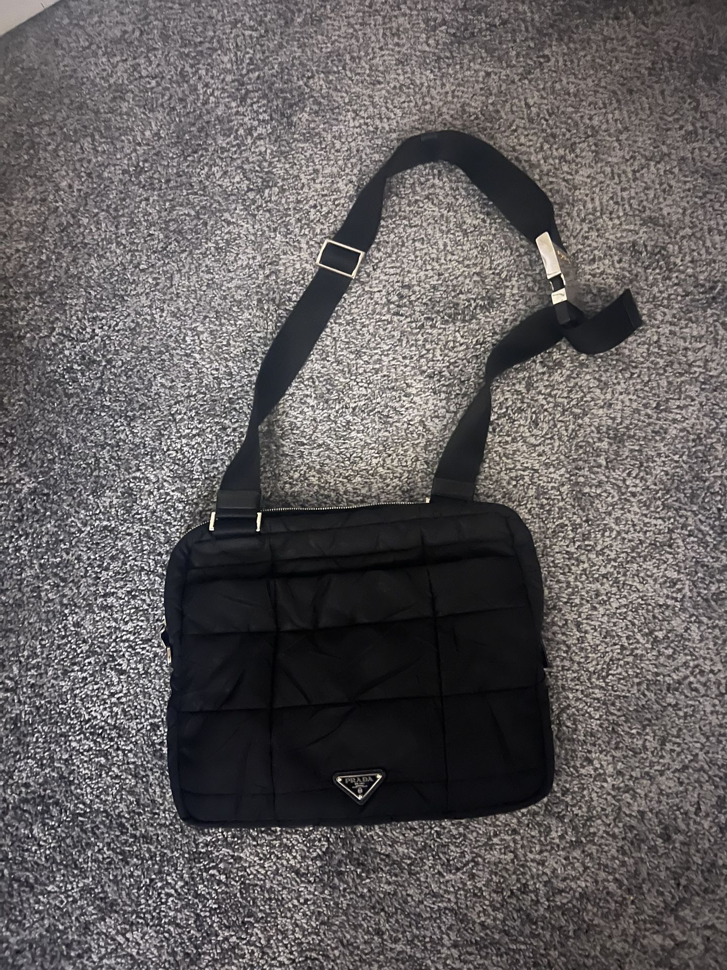Prada Bag 100% Authentic Paid $800 Asking $400