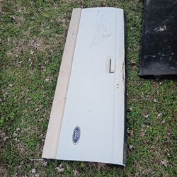 98-11 ford ranger tailgate