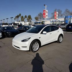 2022 Tesla Mode Y Long Range