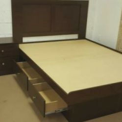 Storage Platform with 4 Drawers