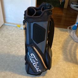 Titleist Players 4 Golf Bag Shoulder Strap And Stand