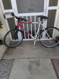 Giant ATX 880