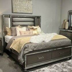 💥Tarrant Bedroom Set

💥👈Financing Available Only $10 Down Payment🥳