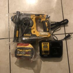 DEWALT ROTO HAMMER 1 INCH SDS WITH BATTERY 6.0 FLEX VOLT AND CHARGER BRAND NEW COMBO
