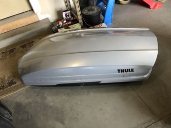 Thule Sonic M cargo box roof top carrier for Sale in Beloit WI