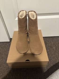 UGGS