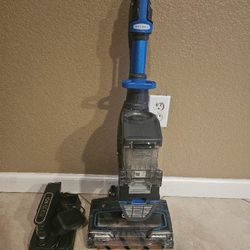 Shark Lithium- Ion Power Pack Vacuum 