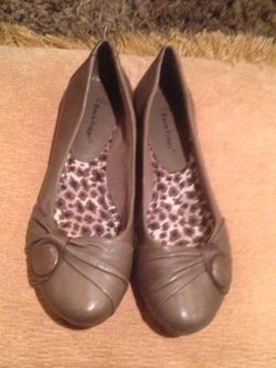 Ladies Shoes