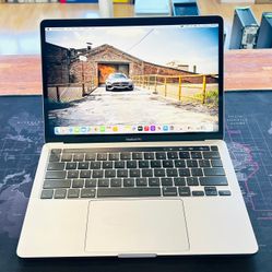 Apple MacBook Pro 13” 2020 TouchBar 2.3Ghz i7 32GB RAM 500GB SSD Fully Functional