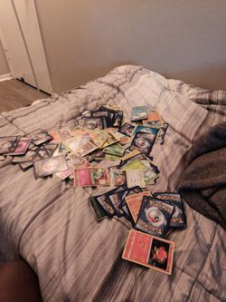 Assorted pokémon cards TCG bulk lot