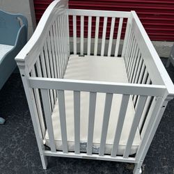 Baby Crib 