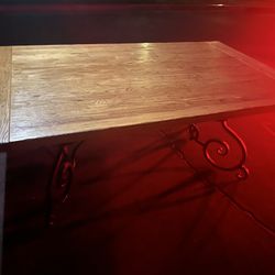 Kitchen Table 