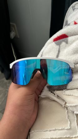 oakleys