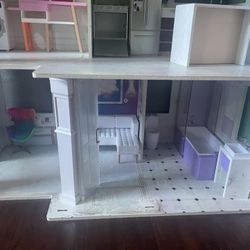 Rainbow High House