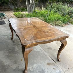 Dinner Table For Sale $50.