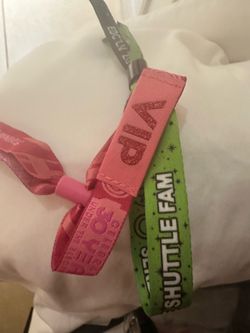 2 VIP tickets for E D C $200/ea or $350/both