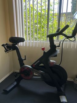 Peloton Bike